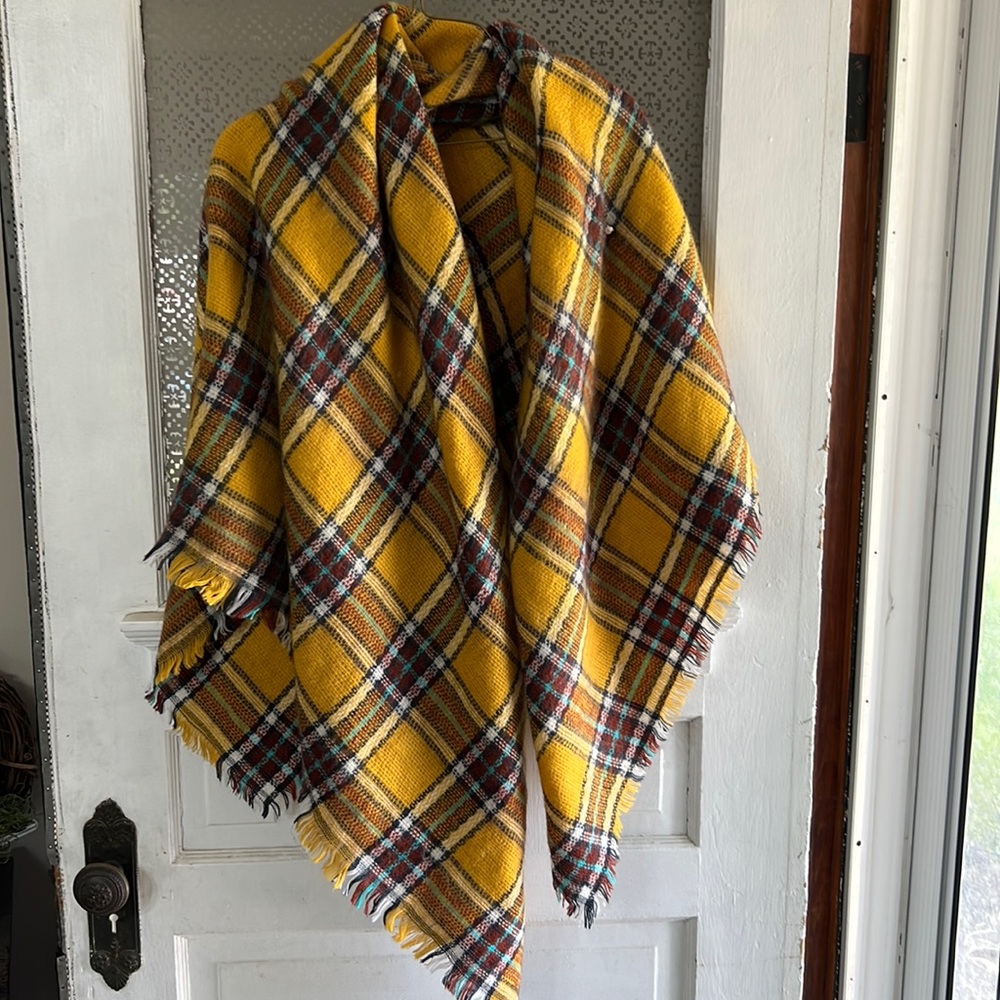 Ln Womens blank scarf/shawl - Picture 1 of 3